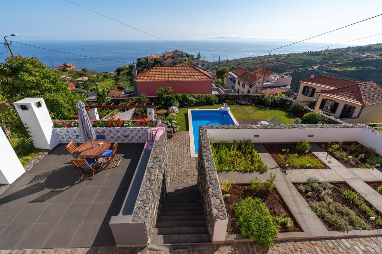 Villa Casa Das Orquideas By Villa Plus Estreito Da Calheta Luaran gambar